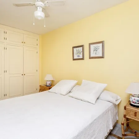Apartamento 1ª Linea Playa. Estepona