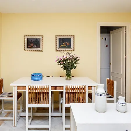 Apartamento 1ª Linea Playa. *